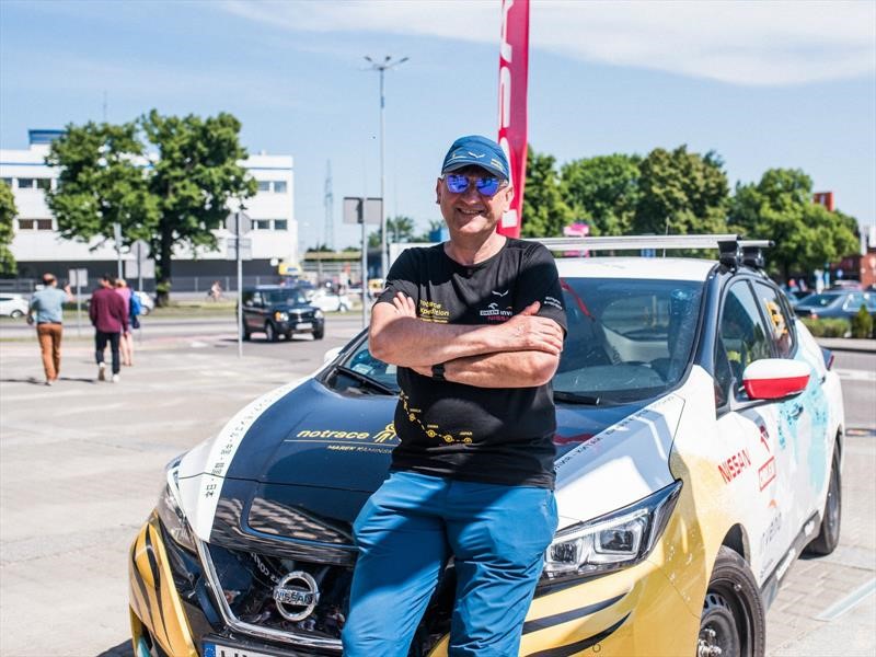 Nissan LEAF: travesía de Polonia a Tokio