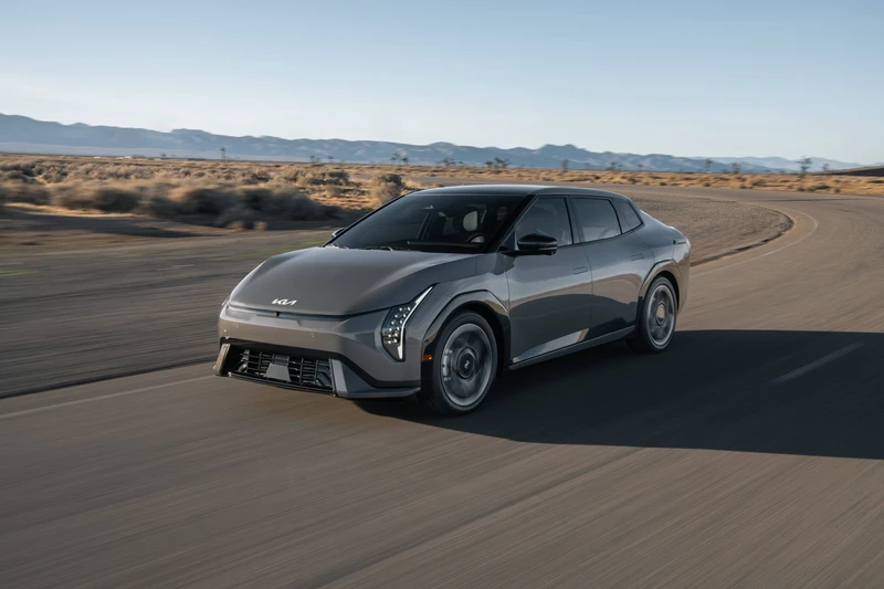 Kia EV4 2026
