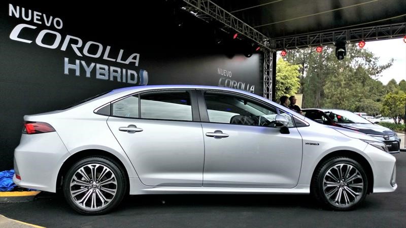 Lanzamiento Toyota Corolla Híbrido en Colombia