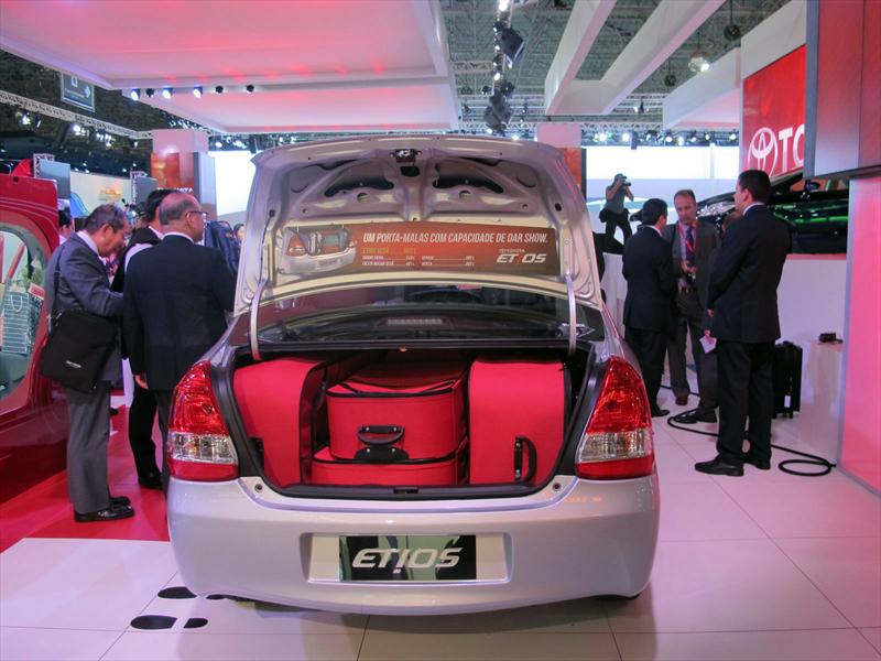 Toyota Etios debuta en el Salón de San Pablo