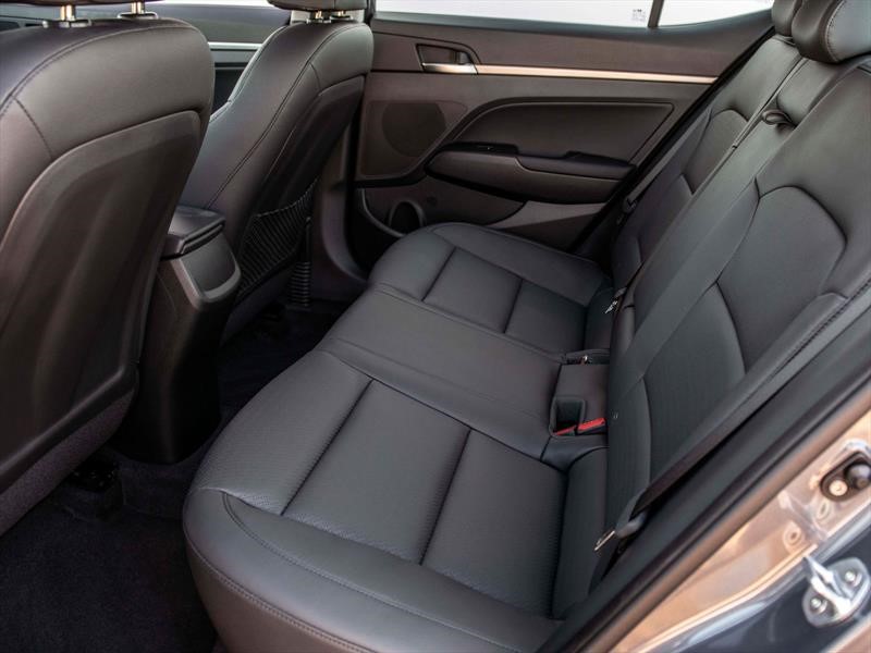 Hyundai Elantra 2019