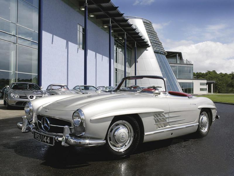 10- Mercedes-Benz