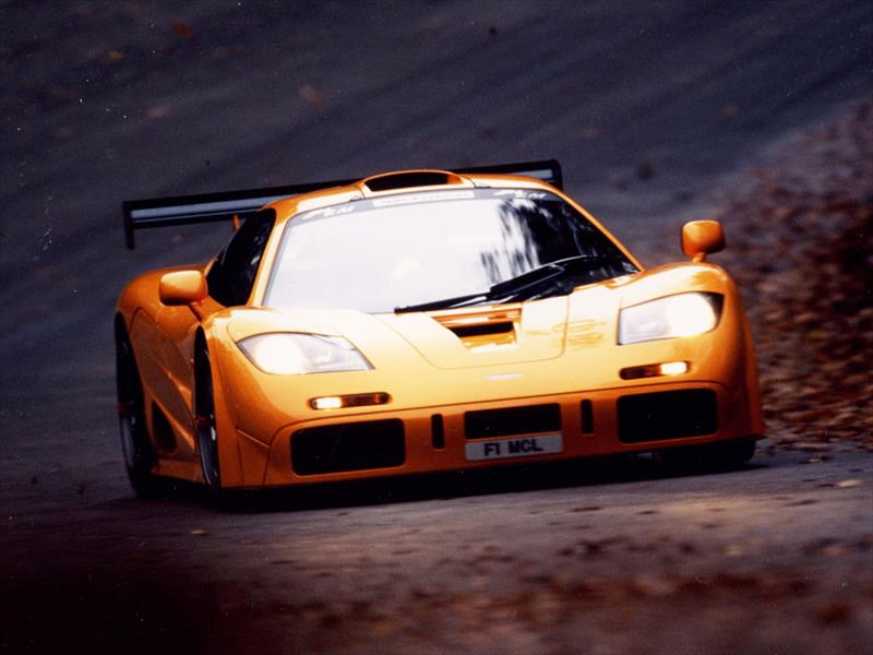 McLaren celebra 50 años en la competición