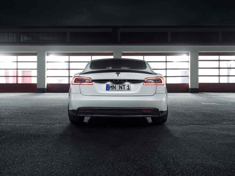 Tesla Model S por Novitec