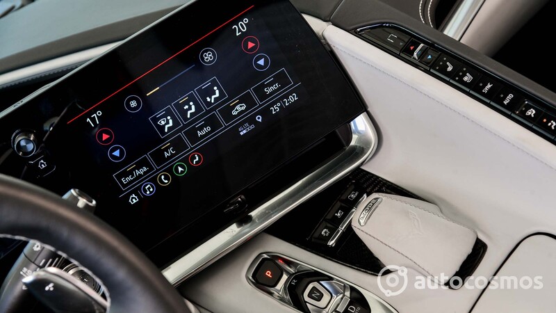 Corvette Stingray Convertible 2021 a prueba