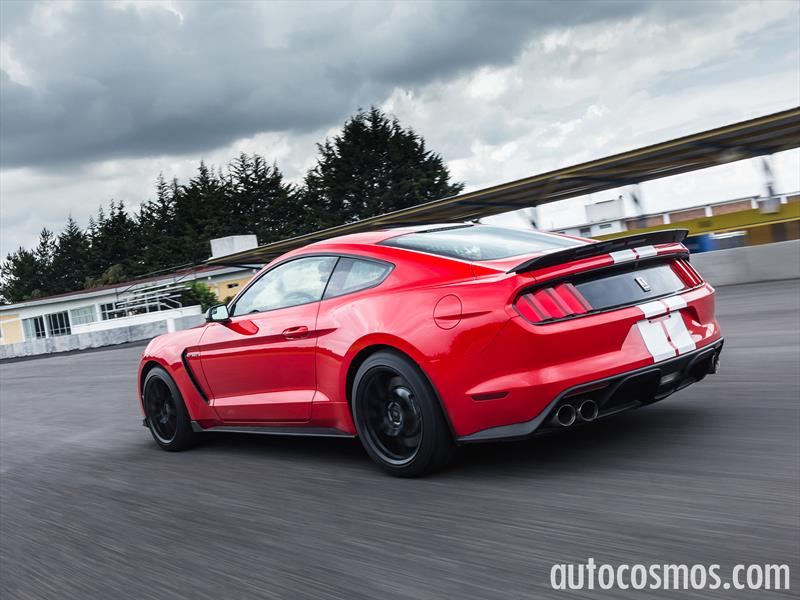 Ford Shelby Mustang GT350 2016
