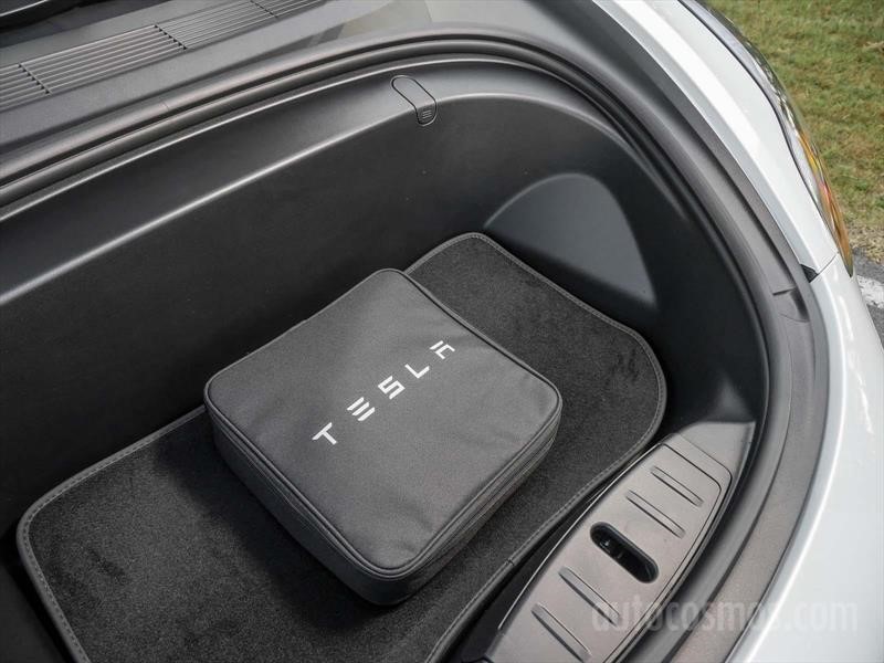 Tesla Model 3 en México