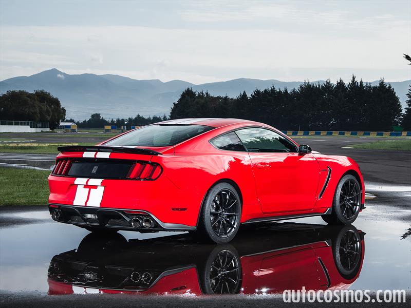 Ford Shelby Mustang GT350 2016