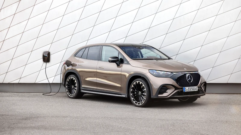 Mercedes-Benz EQE SUV