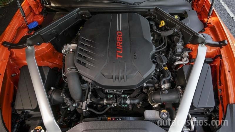 Kia Stinger vs Kia Stinger 2019