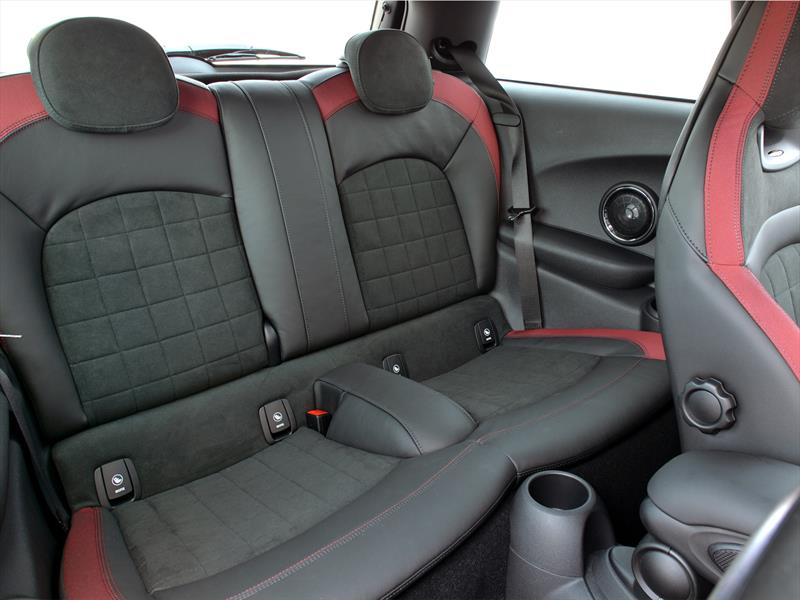 MINI John Cooper Works 2016