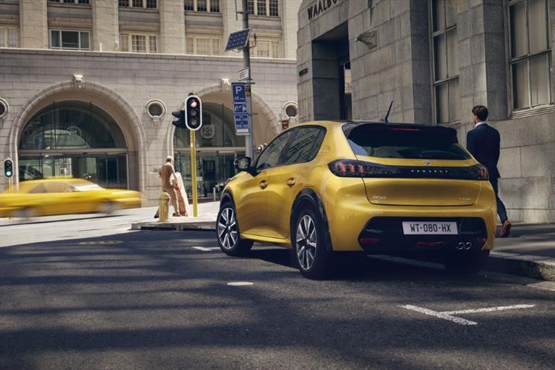 Peugeot 208 2020