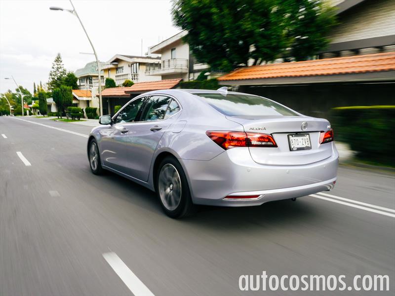Acura TLX 2015 a prueba