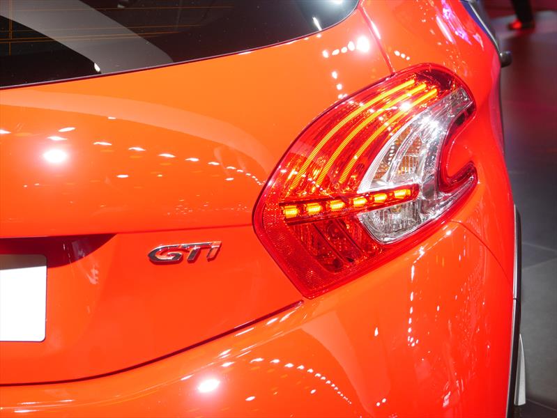 Peugeot 208 GTi 30th