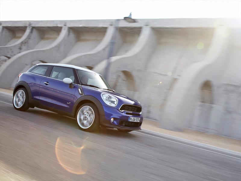 MINI Paceman se presenta en el Salón de Paris 2012