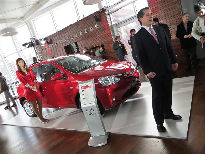 Evento de presentación del Toyota Etios