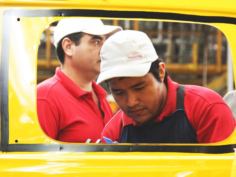 Producción Nissan NV200 Taxi del Futuro