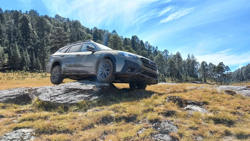 Subaru Outback 2023 primer contacto en México
