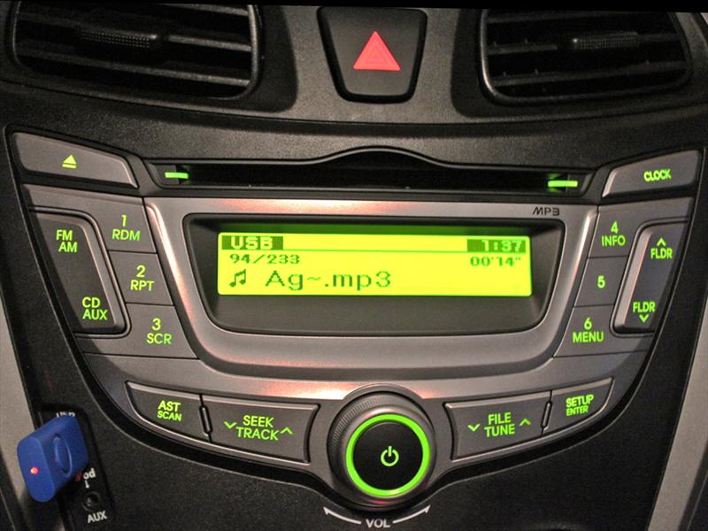 Hyundai EON 0,8L GLS Prueba de manejo