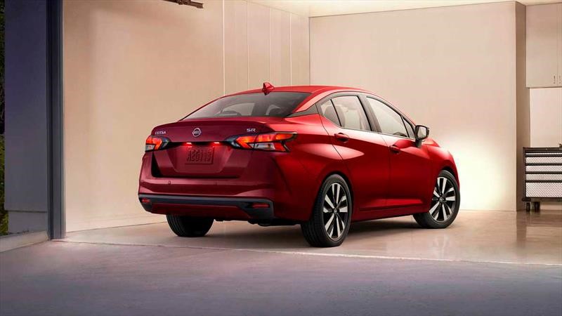 Nissan Versa 2020