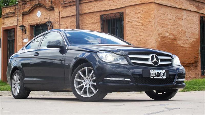Mercedes-Benz C 250 Coupé a prueba