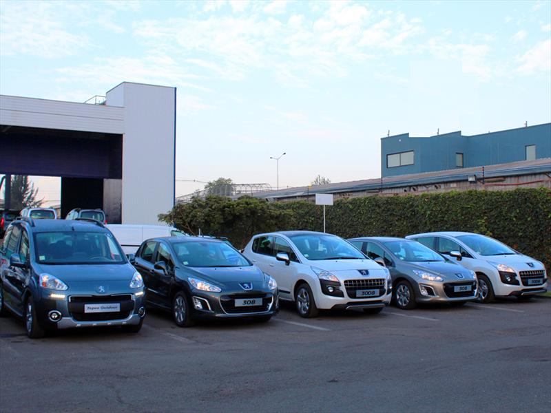 Peugeot Chile Lanzamiento gama GPS 2013