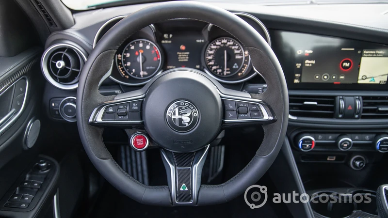 Alfa Romeo Giulia QV 2022 prueba