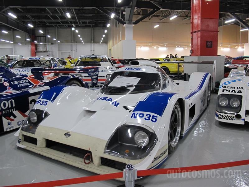 Nissan 80 aniversario - Autos de competencia