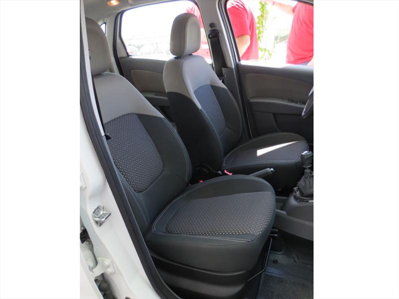 Nuevo FIAT Grand Siena en las rutas de Chile