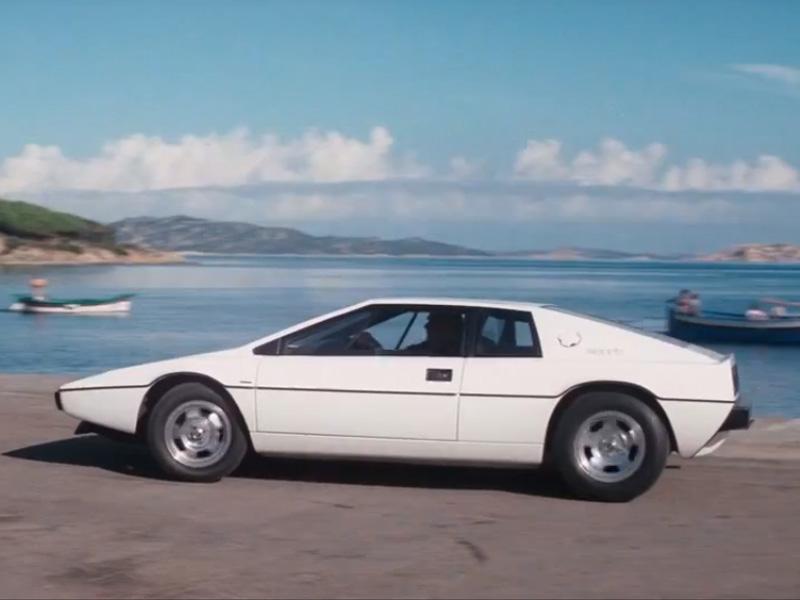 Top 10: Lotus Esprit S1 de James Bond