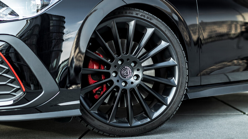 Volkswagen Golf GTI MKVIII by Manhart