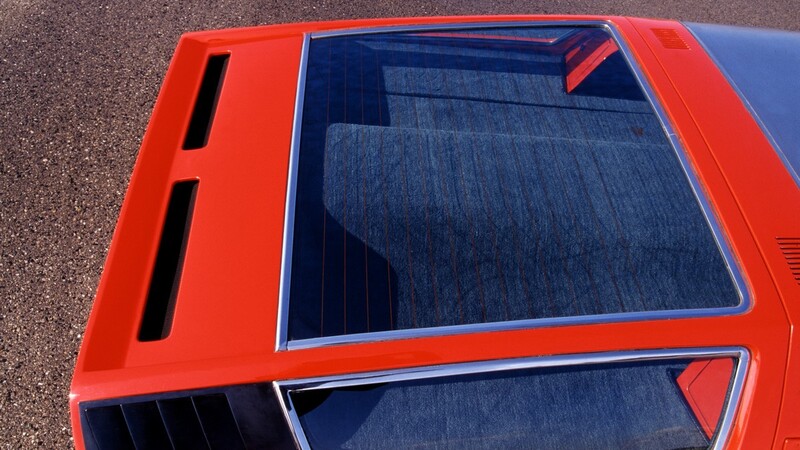 Maserati Bora