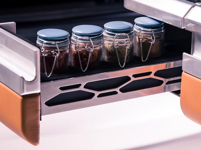 Land Rover Discovery - Jamie Oliver