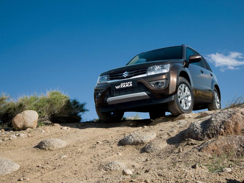 Suzuki Grand Nomade, Grand Vitara y SX4 2013