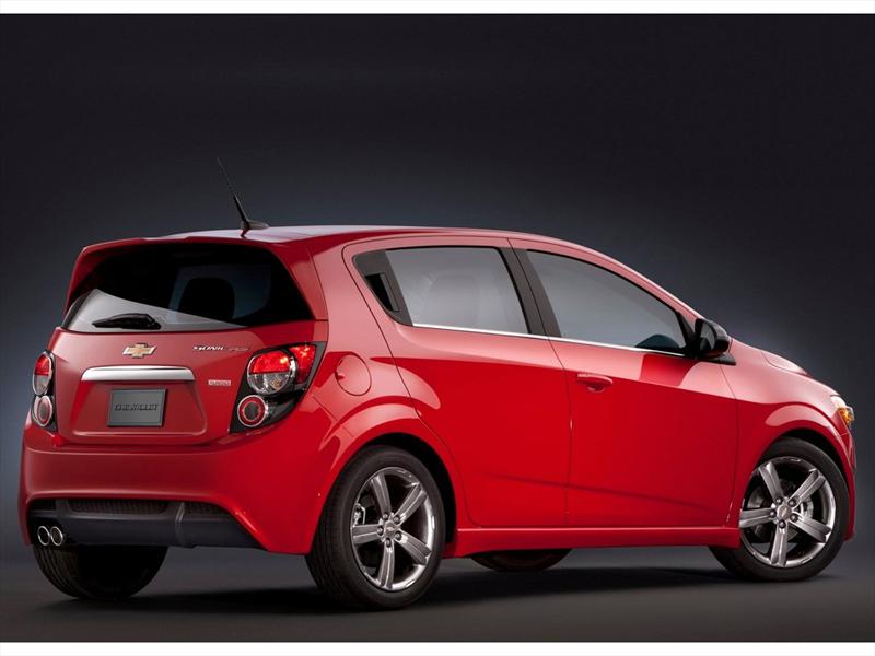 Chevrolet Sonic RS 2013