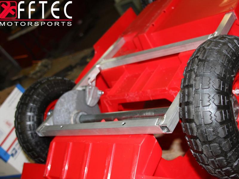 Auto de juguete modificado por FFTEC Motorsports