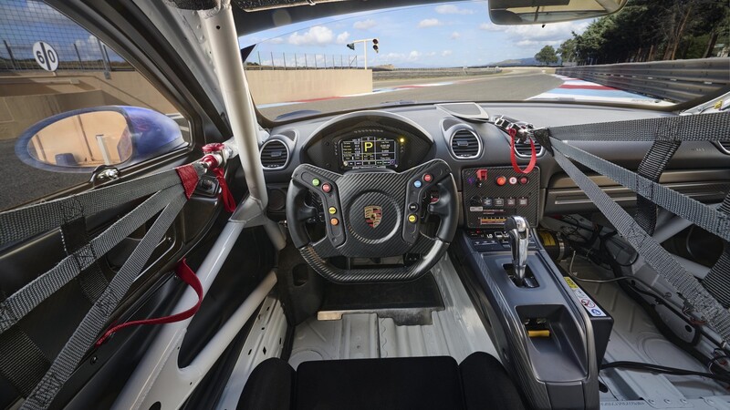 Porsche 718 Cayman GT4 RS Clubsport 2022