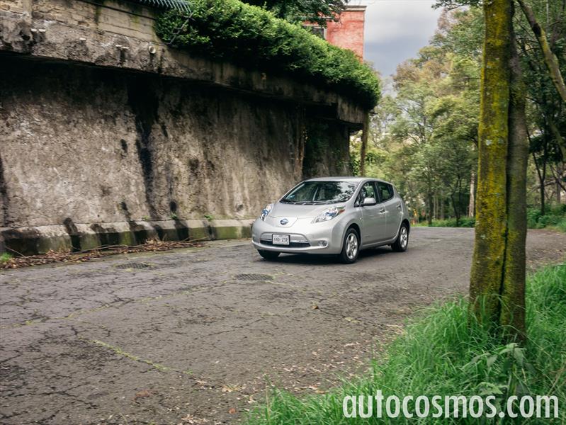 Nissan LEAF 2015