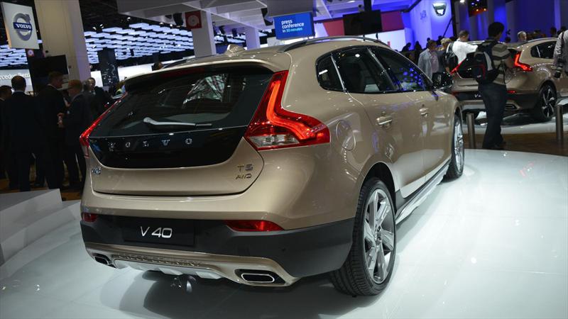 Volvo V40 Cross Country en parís 2012