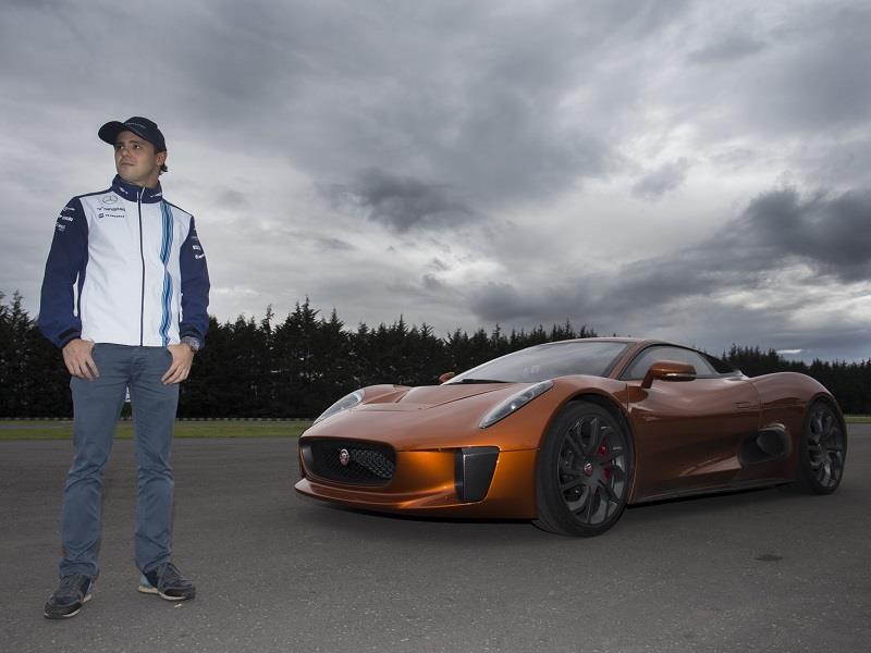 Felipe Massa y el Jaguar C-X75
