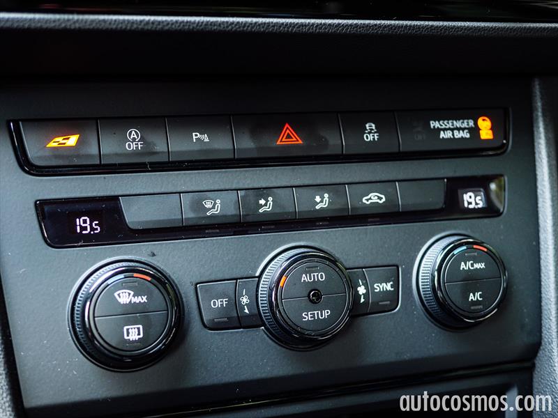 MINI Cooper S VS SEAT Leon CUPRA VS Volkswagen GTI