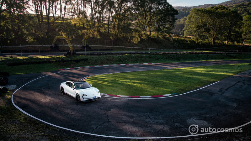 Porsche Taycan a prueba