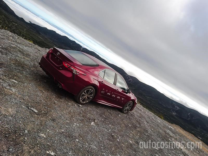 Toyota Camry 2018