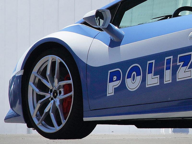 Lamborghini Huracán de la policía italiana