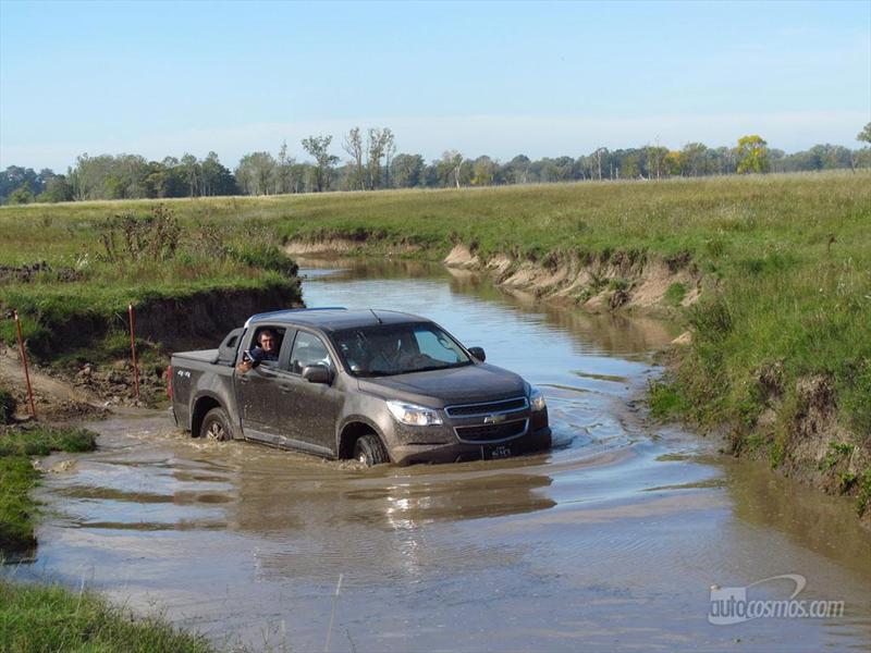 Contacto Chevrolet nueva S10 2012 Parte 2