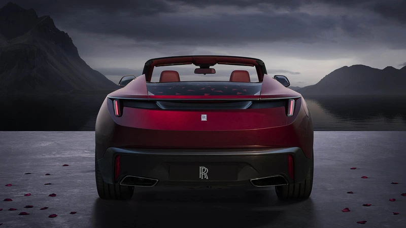 Rolls-Royce La Rose Noire Droptail