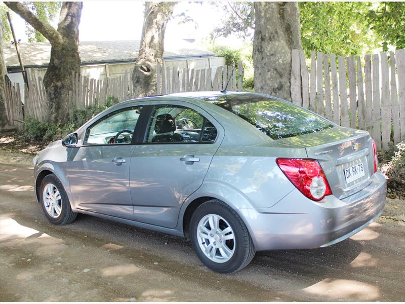 Prueba al Chevrolet Sonic Sedán 1.6 Automático