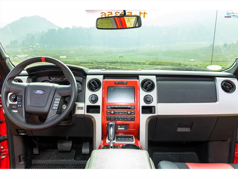Ford Lobo SVT Raptor 2011