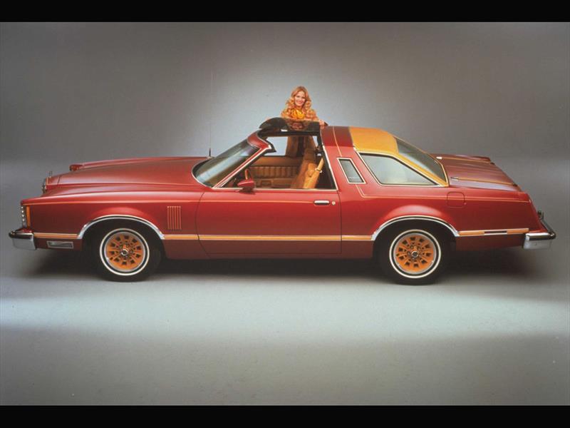 Top 10: Ford Thunderbird