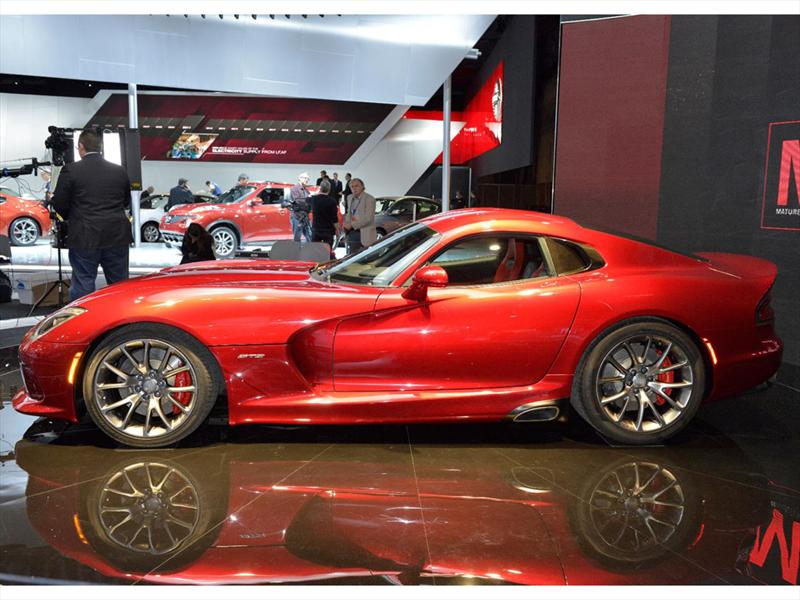 SRT Viper en el Salón de NY 2012
